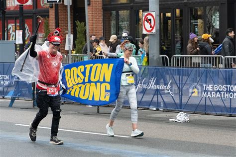 cheapest boston marathon charity|The Boston Marathon has 42 official charity teams.